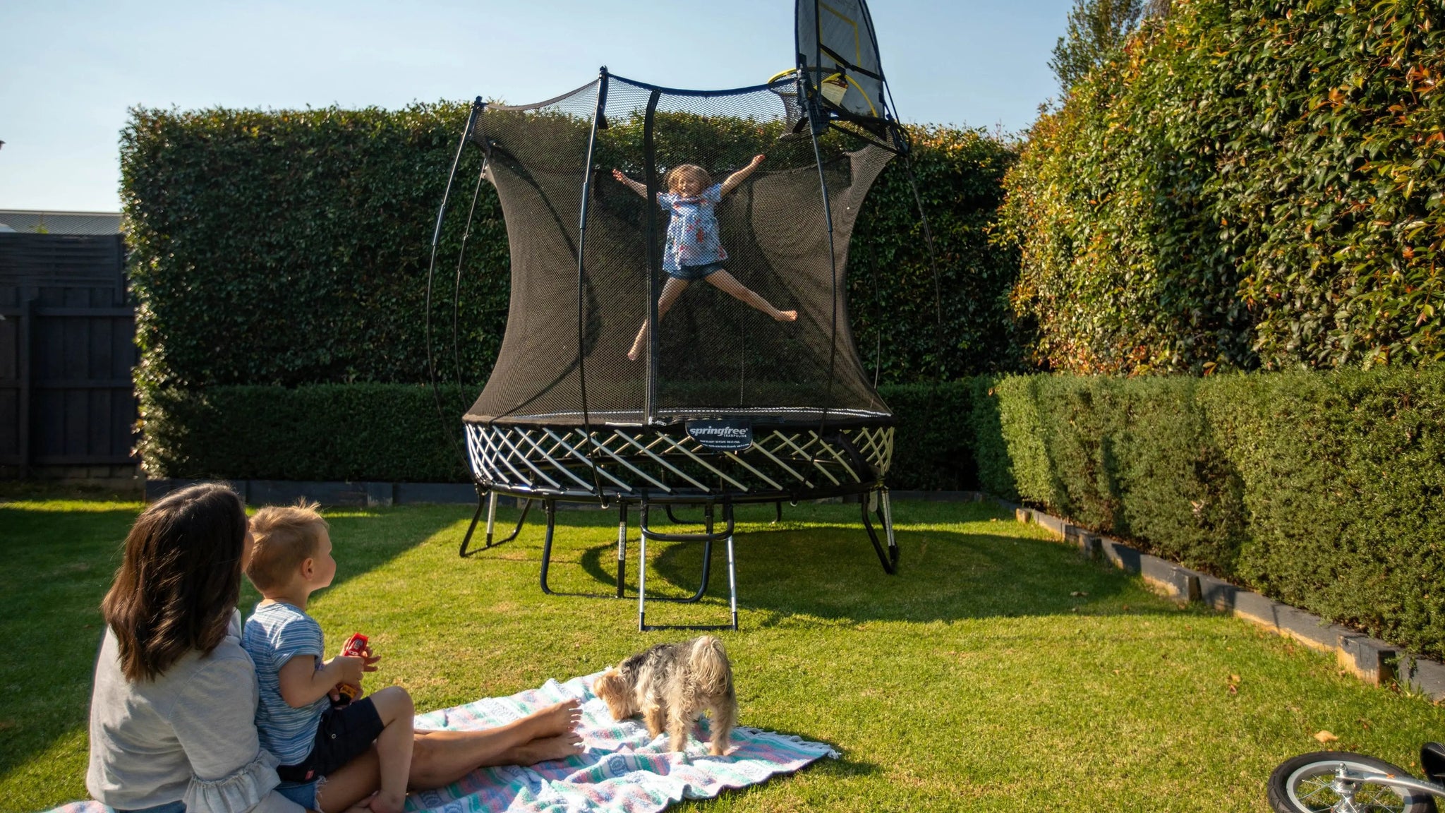 Compact Round Trampoline R54 Springfree Trampoline